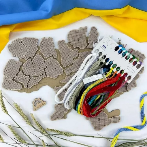 Набір для вишивки нитками по дереву &quot;Мапа України&quot;, VW 001