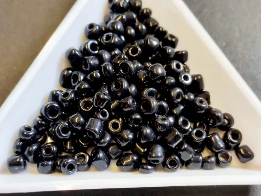 Бісер (Китай), розмір 5/0, уп. 20 грамів 