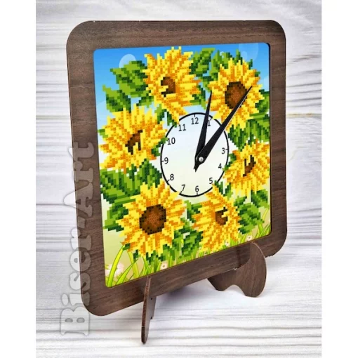 Годинник в обрамленні (1818008)