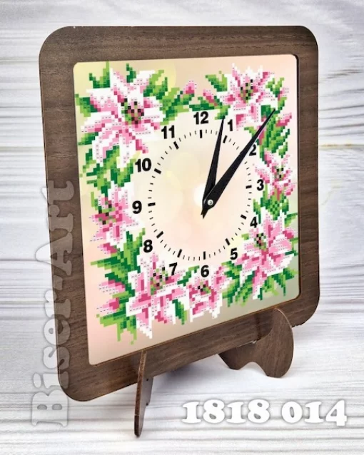 Годинник в обрамленні (1818014)