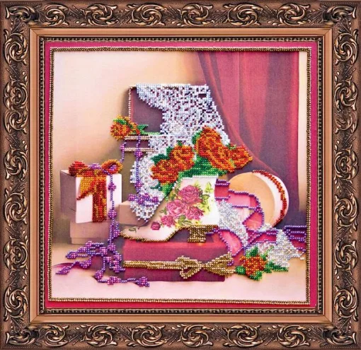 Набір для вишивки бісером "Дамські штучки" 