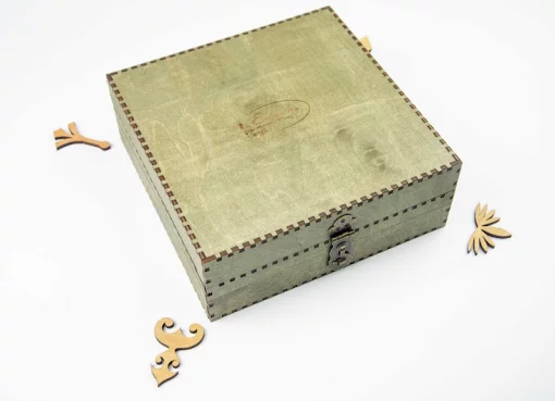 Органайзер-парковка з кришкою ТМ Embroidery Craft Органайзер під процес 23х23 210 отворів карпатська ялинка OG-065